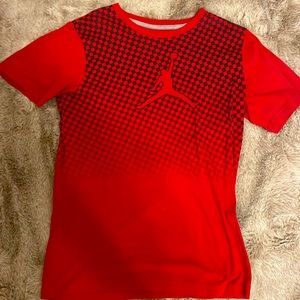 Boys red Air Jordan shirt (XL)
